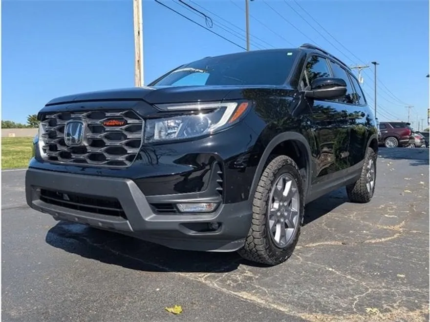2024 Honda Passport TrailSport photo 1