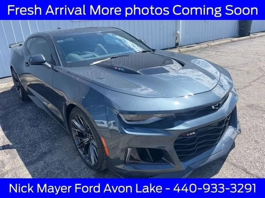 2022 Chevrolet Camaro ZL1 photo 1
