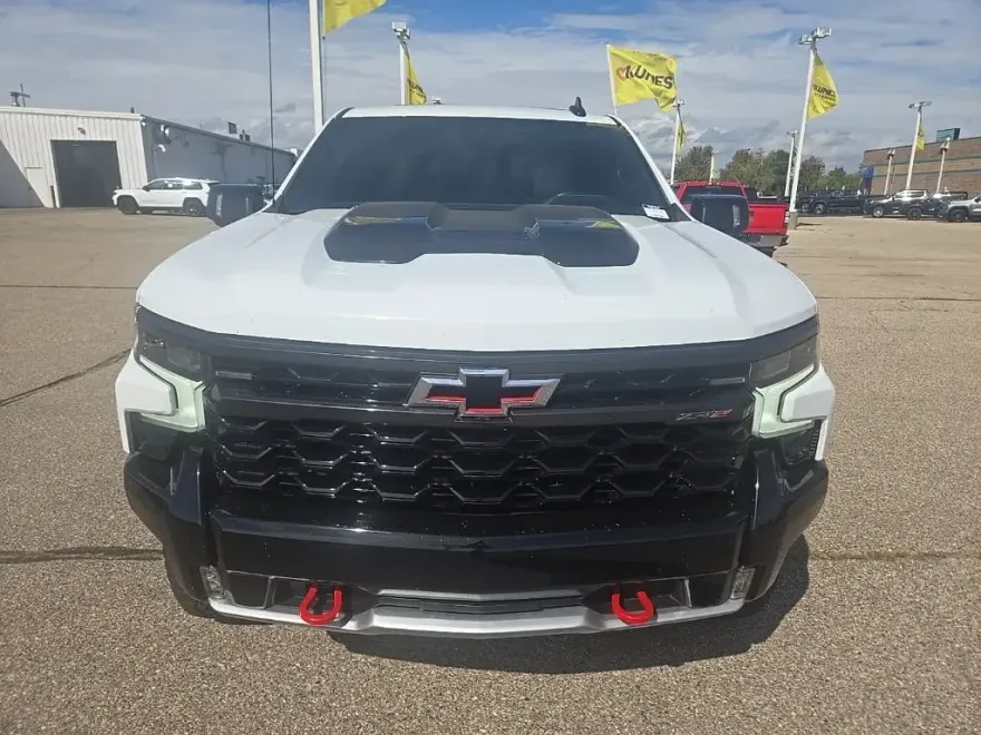 2023 Chevrolet Silverado 1500 ZR2 photo 1