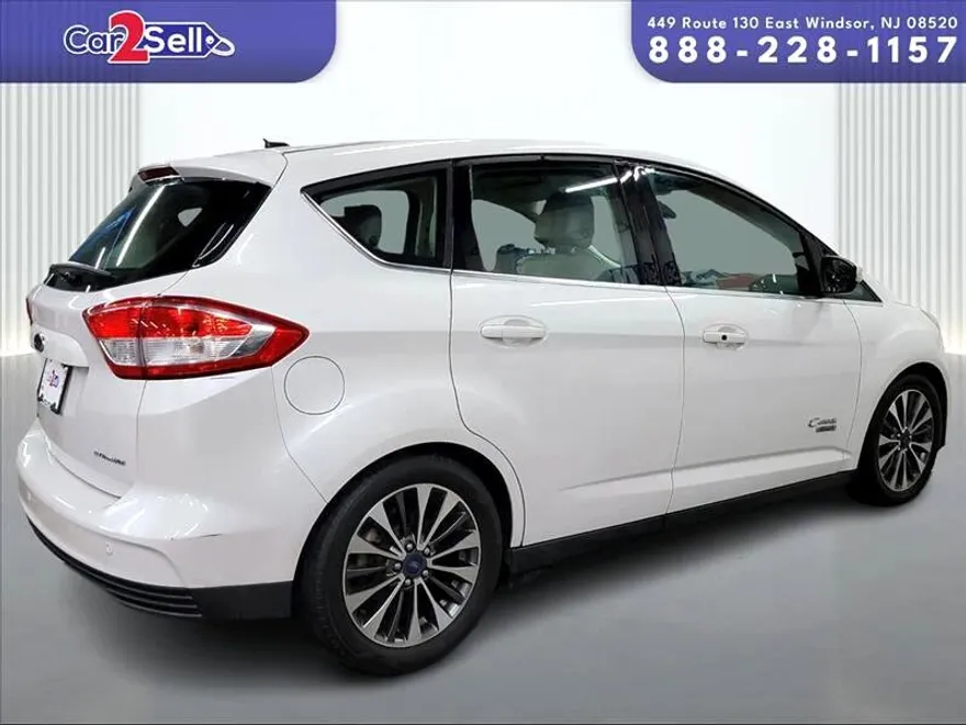 2017 Ford C-Max Titanium Energi photo 1