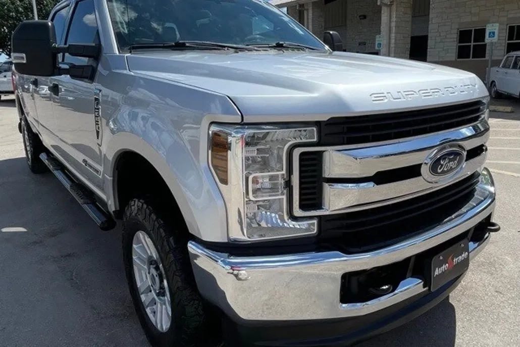 2019 Ford F-250 XLT photo 1