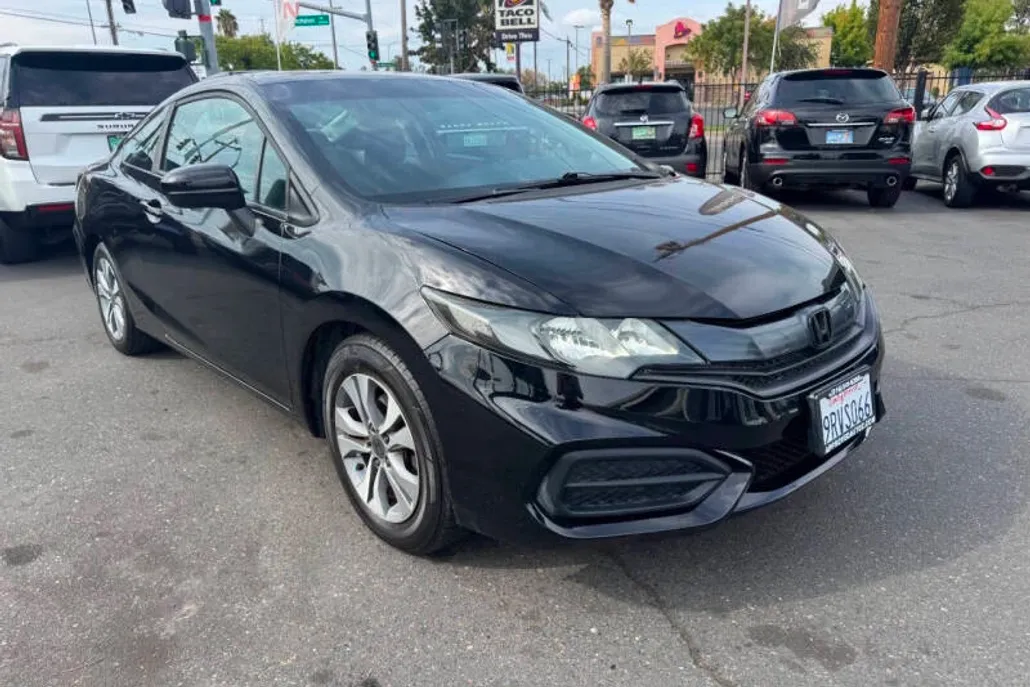 2015 Honda Civic LX photo 1