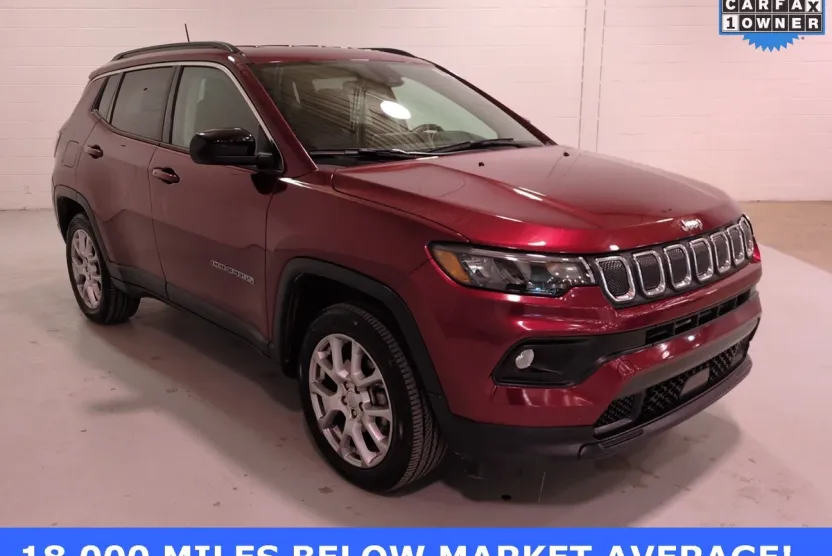 2022 Jeep Compass Latitude Lux photo 1