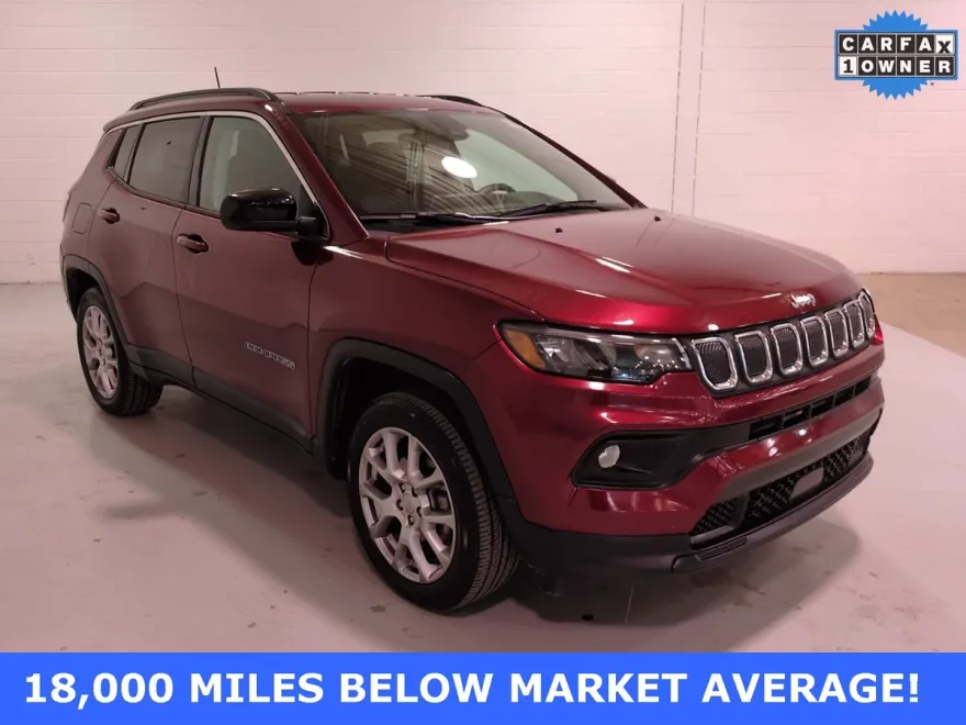 2022 Jeep Compass Latitude Lux photo 1