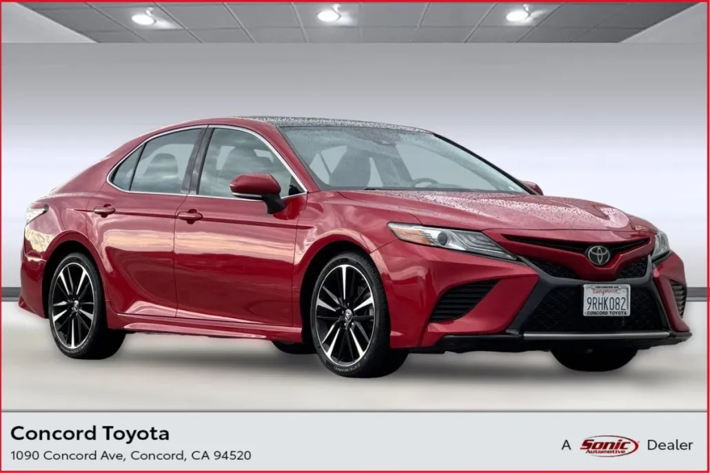 2019 Toyota Camry XSE V6 photo 1