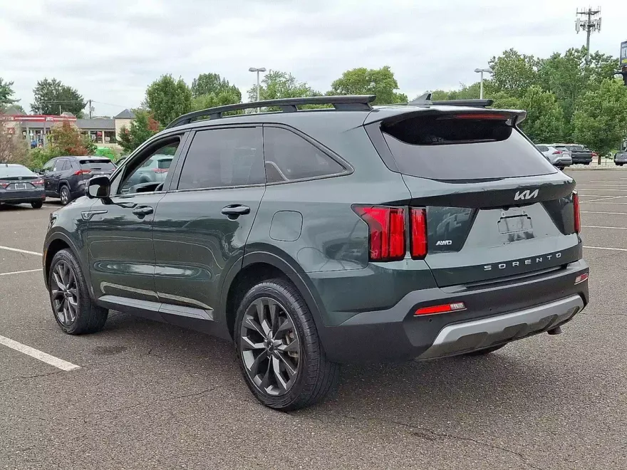 2022 Kia Sorento X-Line SX Prestige photo 1