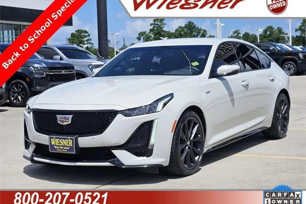 2023 Cadillac CT5 V photo 1