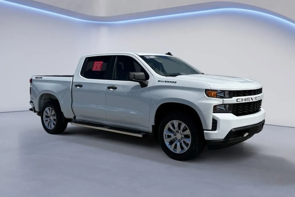2022 Chevrolet Silverado 1500 Custom photo 1