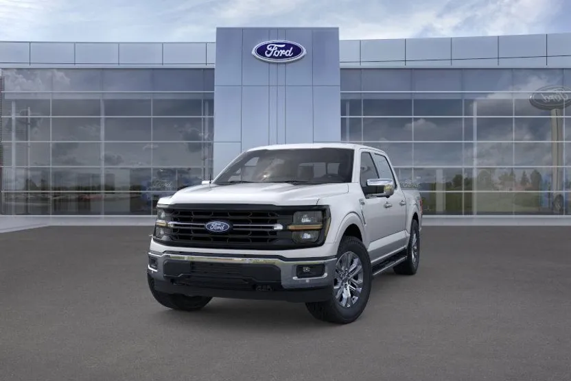 2025 Ford F-150 XLT photo 1