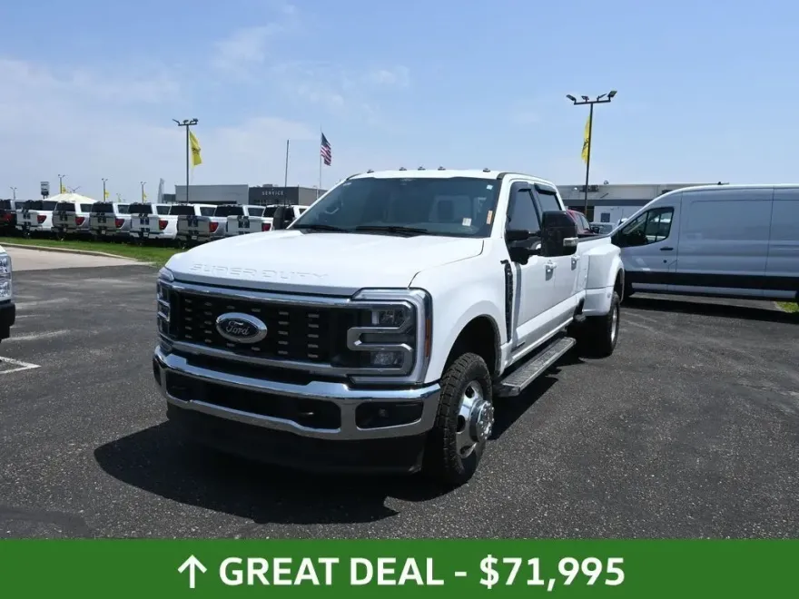 2024 Ford F-350 Lariat photo 1
