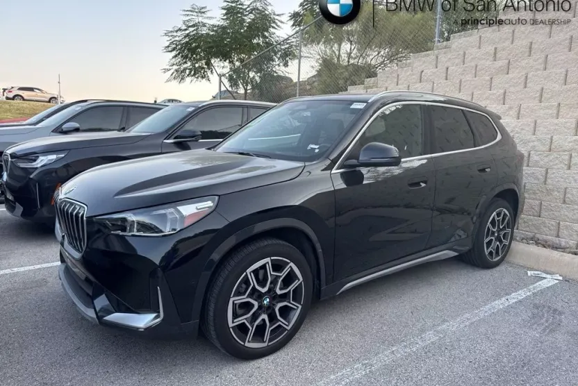 2025 Bmw X1 XDrive28i photo 1