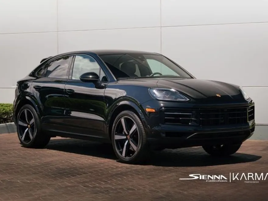 2024 Porsche Cayenne Coupe photo 1