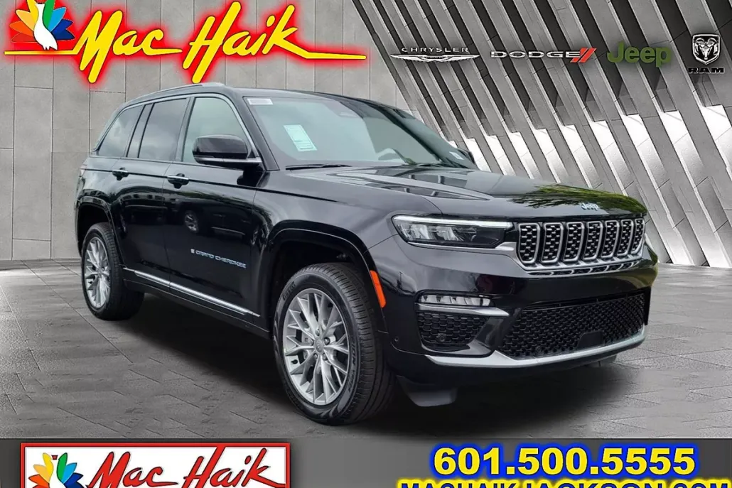 2024 Jeep Cherokee 4xe Summit photo 1