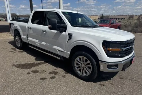 2025 Ford F-150 XLT photo 3