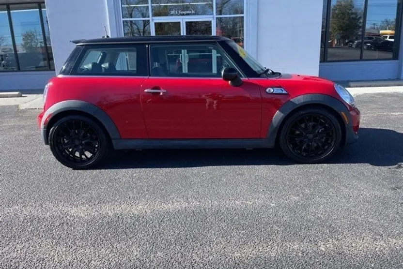 2013 Mini Cooper 2 Door Hardtop S photo 1