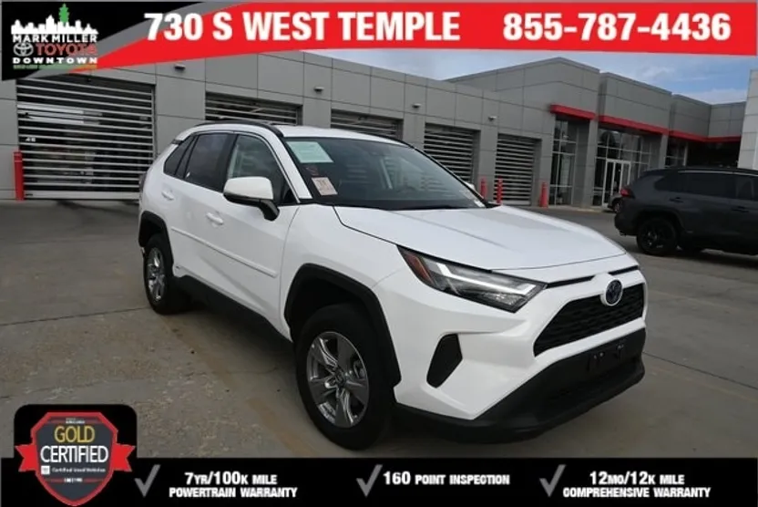 2024 Toyota RAV4 Hybrid LE photo 1