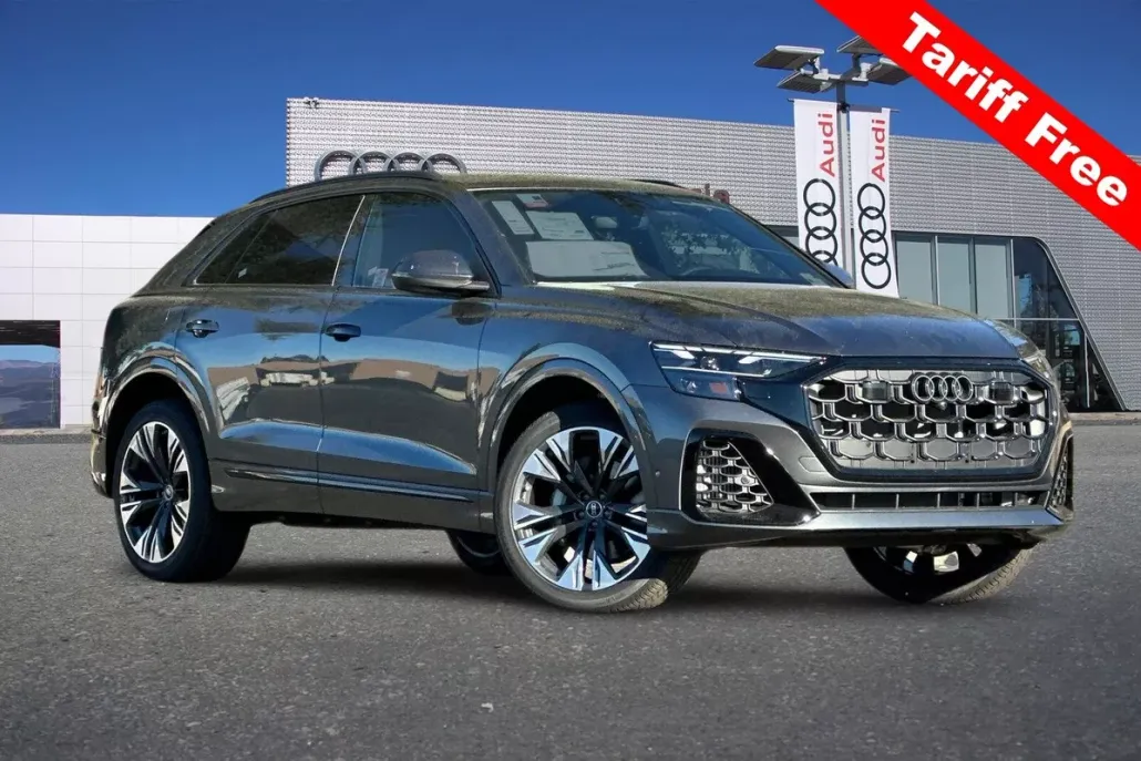 2025 Audi Q8 55 Premium Plus photo 1