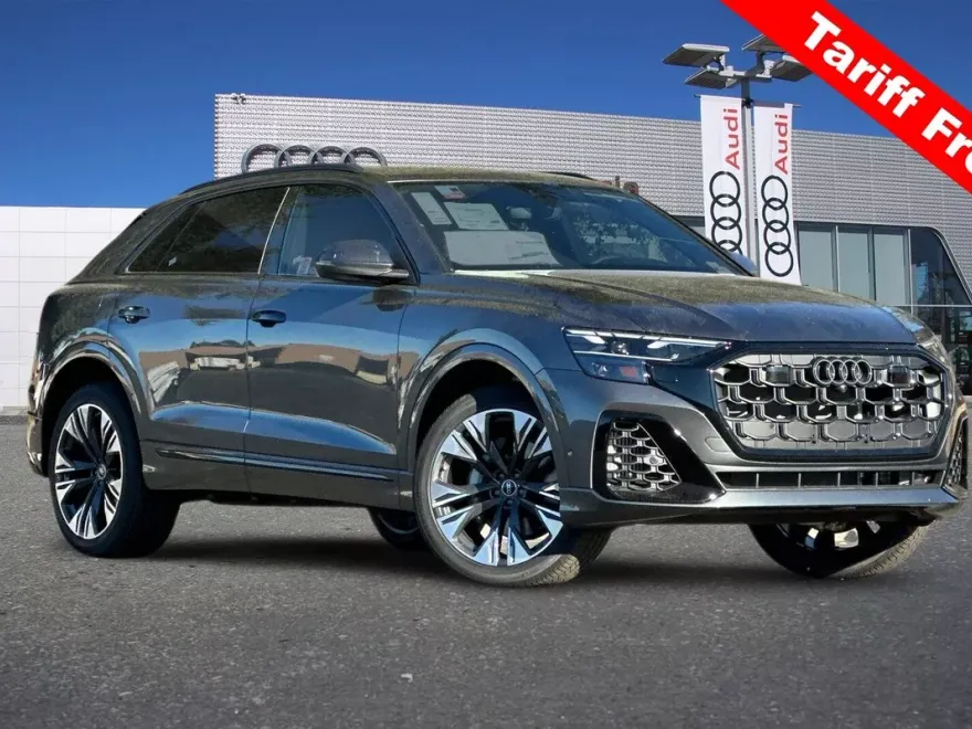 2025 Audi Q8 55 Premium Plus photo 1