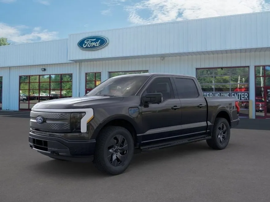 2025 Ford F-150 Lightning photo 1