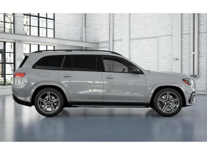 2026 Mercedes Benz GLS 450 4MATIC photo 1