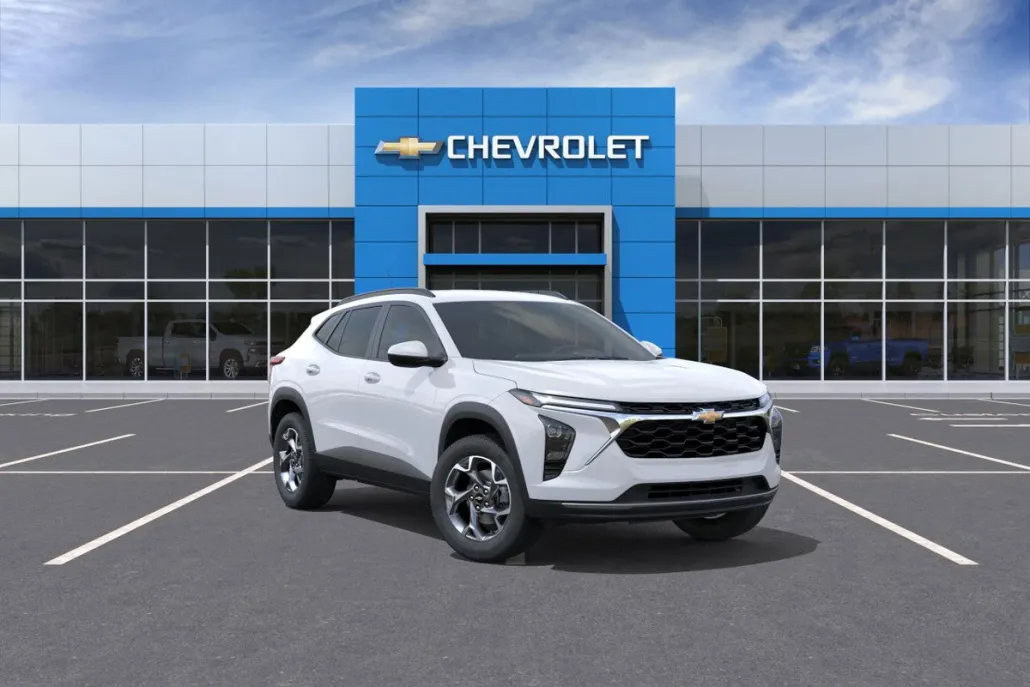 2025 Chevrolet Trax LT photo 1