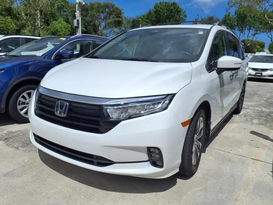 2021 Honda Odyssey EX-L photo 1