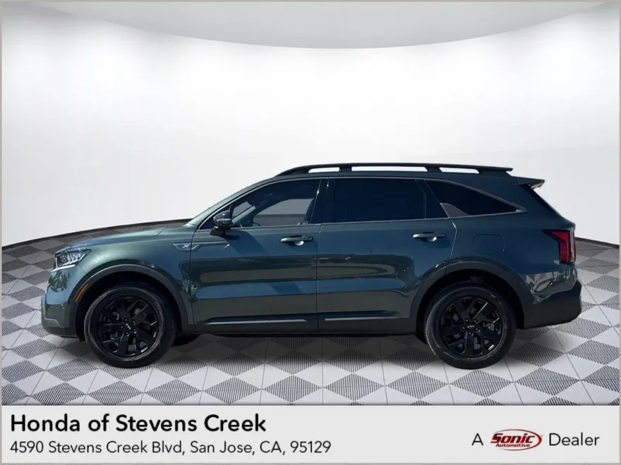 2022 Kia Sorento X-Line S photo 1