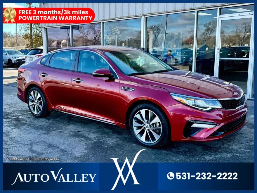 2019 Kia Optima photo 1