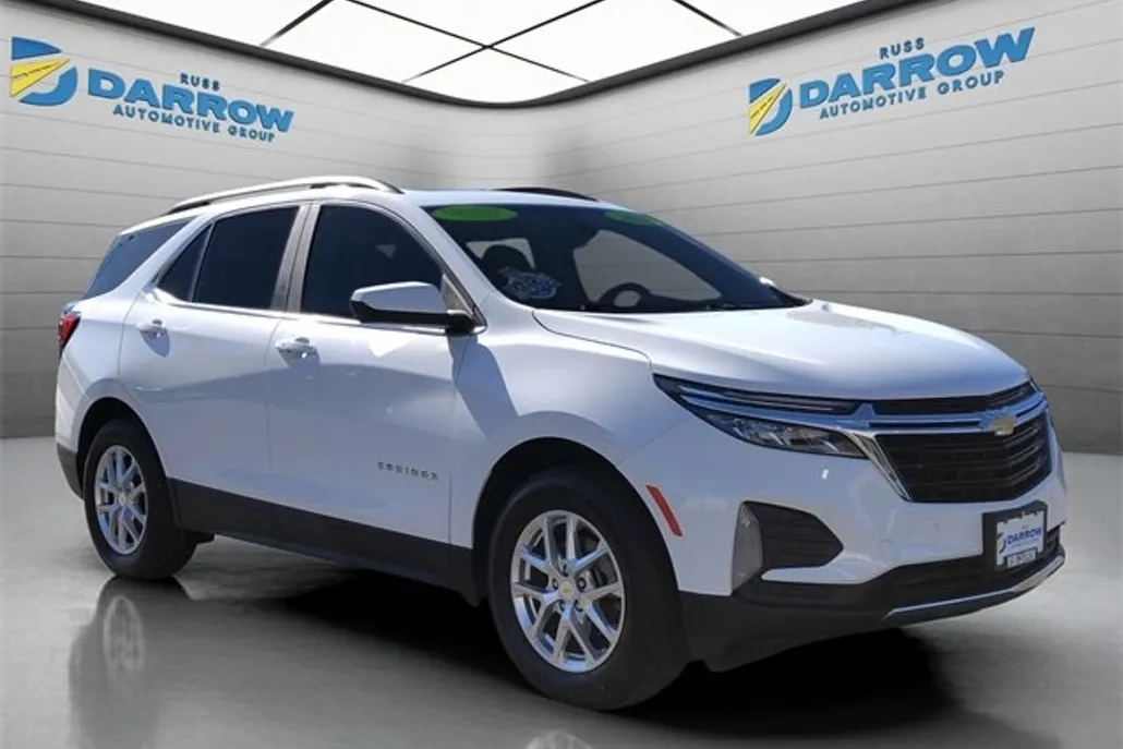2022 Chevrolet Equinox LT photo 1