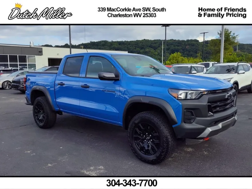 2025 Chevrolet Colorado Trail Boss photo 1