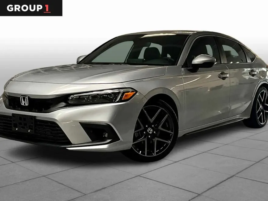 2024 Honda Civic Hatchback Sport Touring photo 1