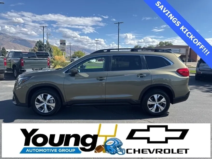 2024 Subaru Ascent Premium photo 1