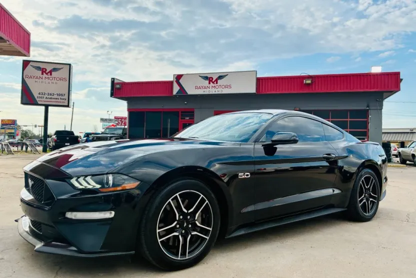 2019 Ford Mustang GT photo 1
