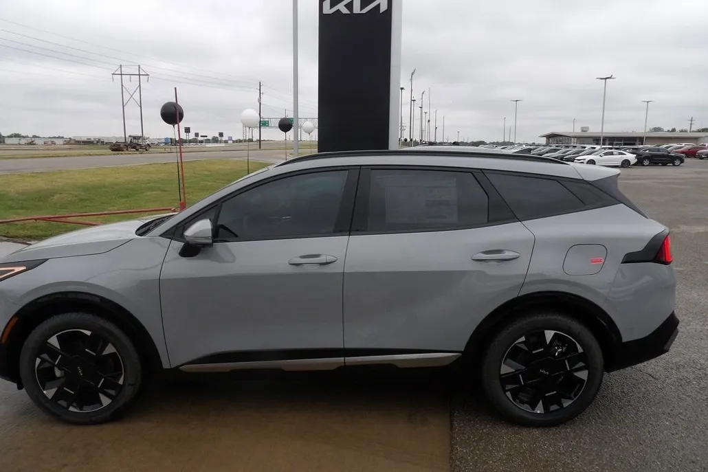 2026 Kia Sportage photo 1
