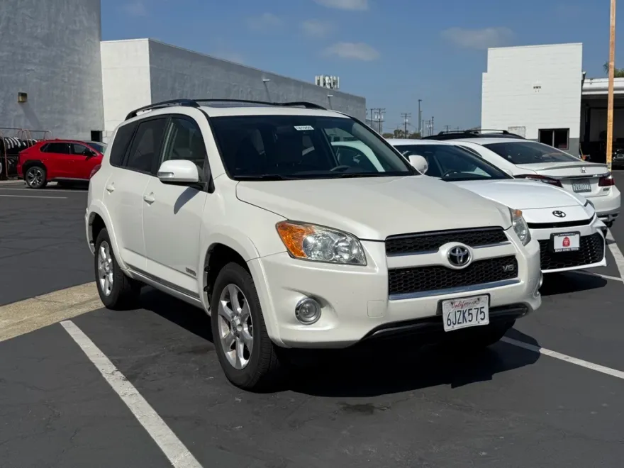 2009 Toyota RAV4 Limited photo 1