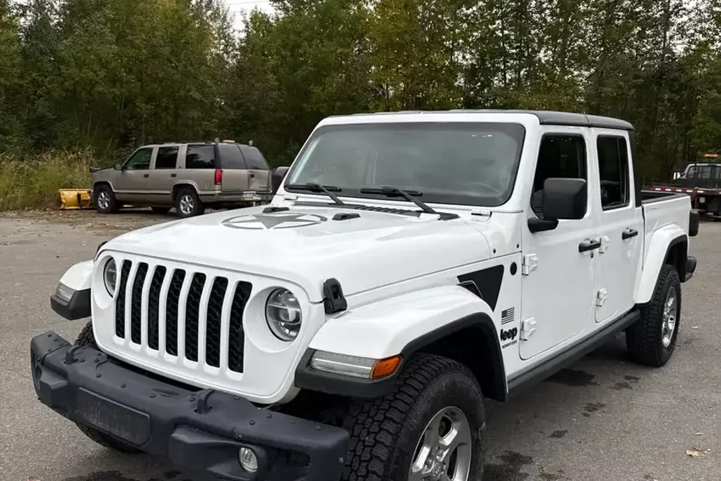 2021 Jeep Gladiator Freedom photo 1