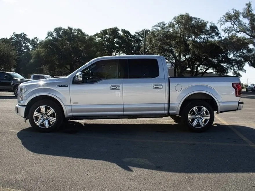 2016 Ford F-150 Platinum photo 1