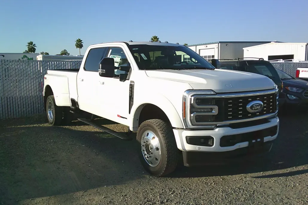 2026 Ford F-450 photo 1