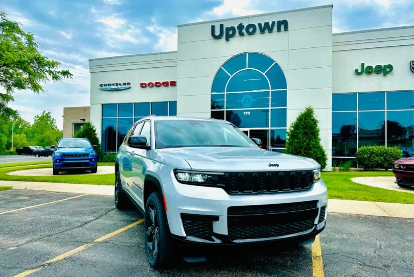 2025 Jeep Grand Cherokee Altitude X photo 1