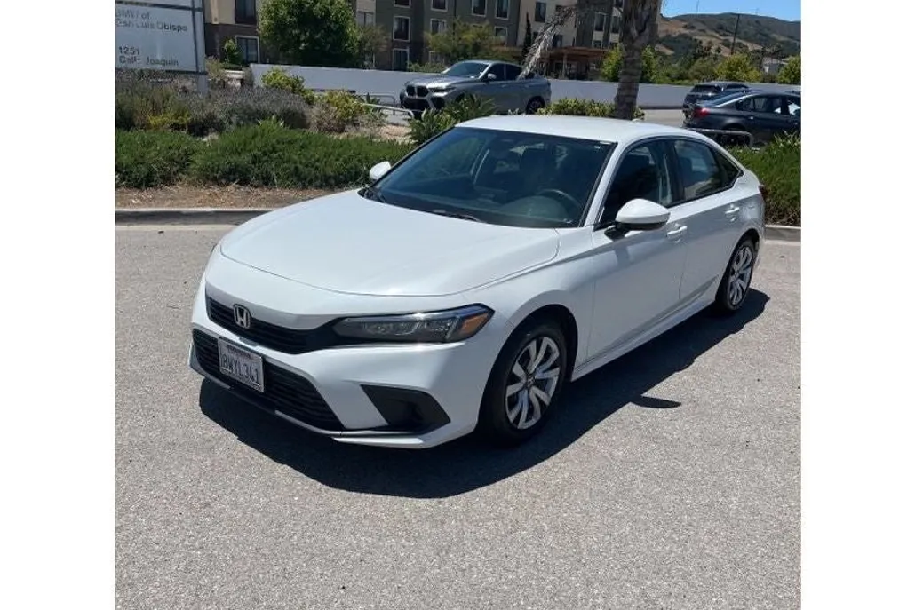 2022 Honda Civic LX photo 1