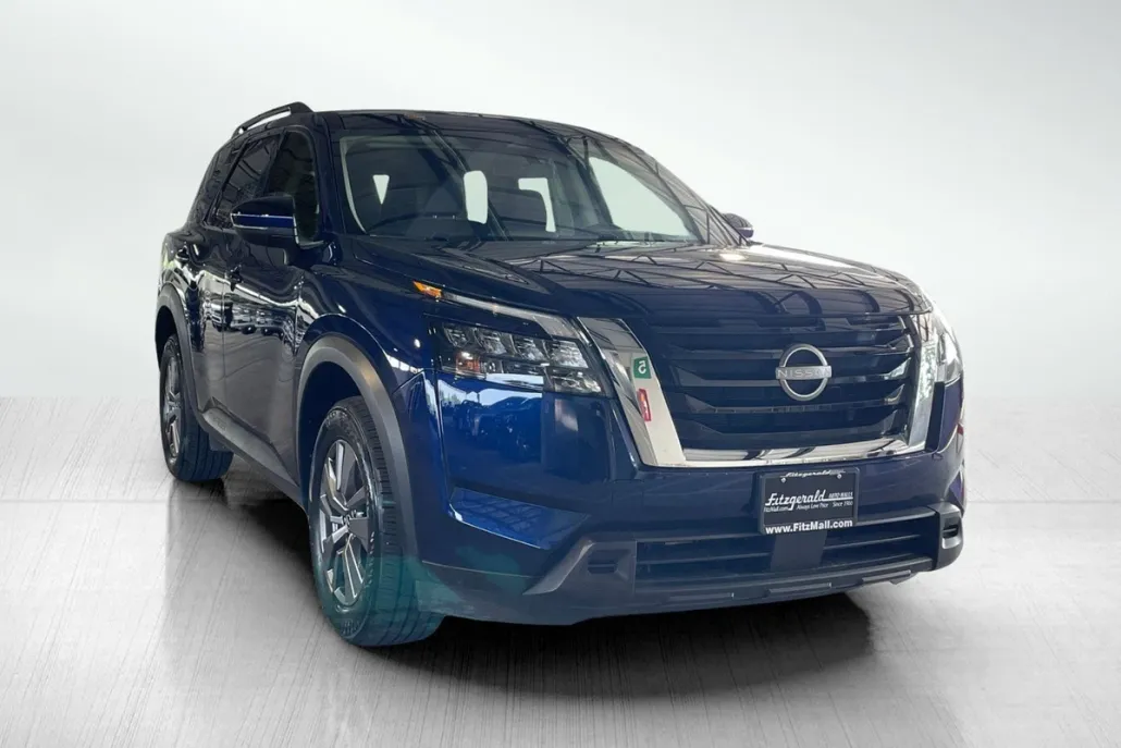 2025 Nissan Pathfinder SV photo 1