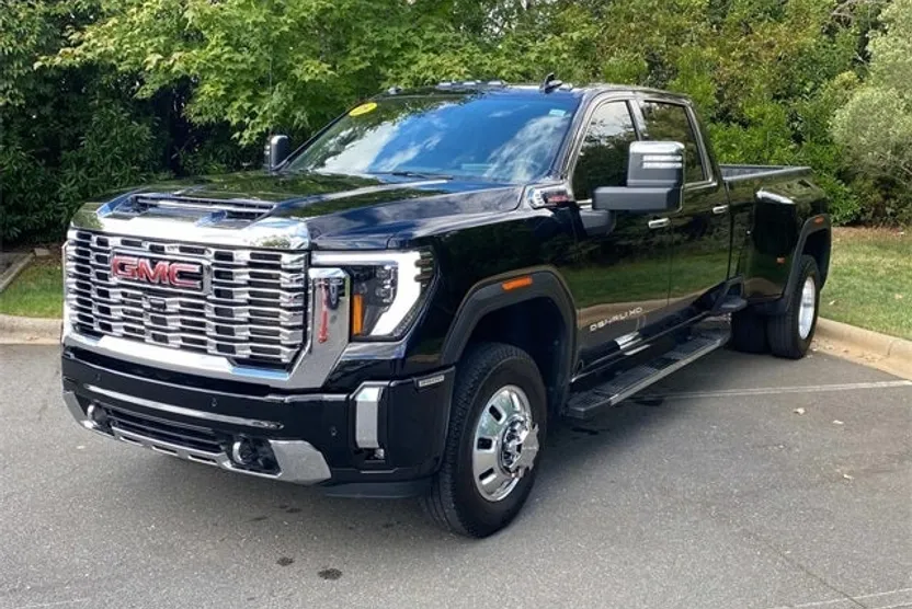 2025 Gmc Sierra Denali photo 1