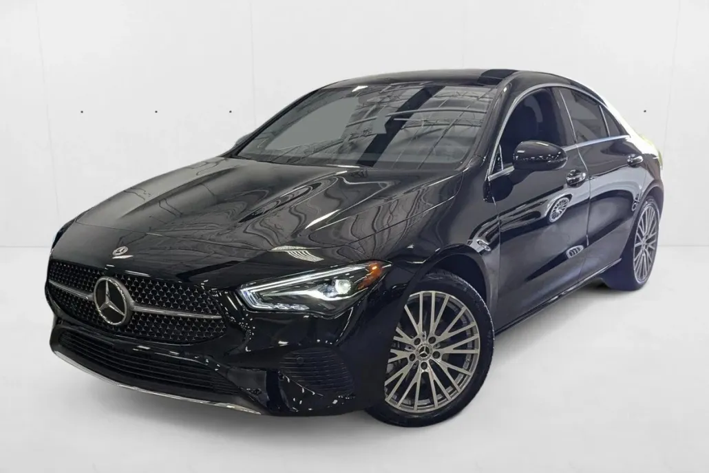 2025 Mercedes Benz CLA 250 photo 1