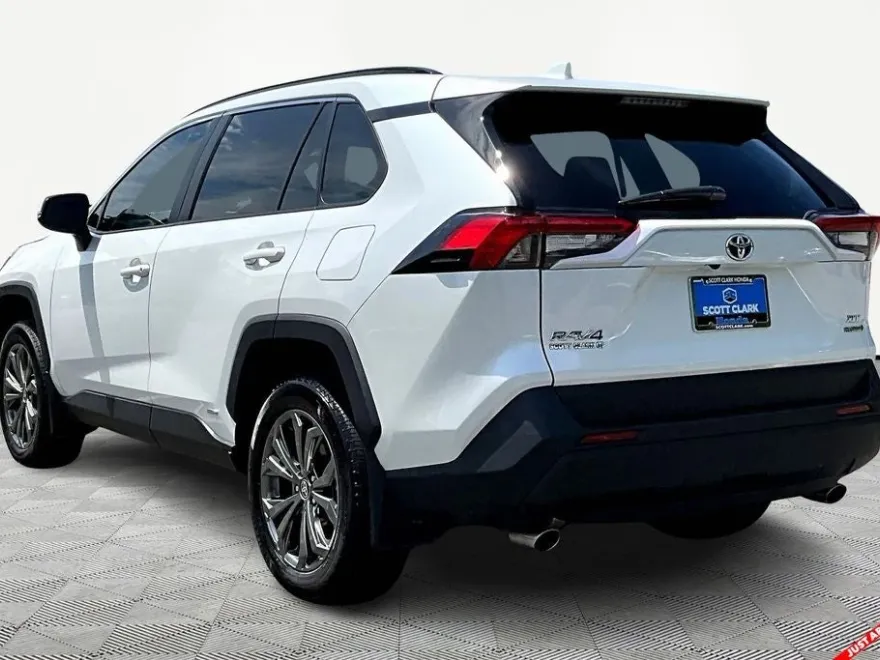 2024 Toyota RAV4 Hybrid XLE Premium photo 1