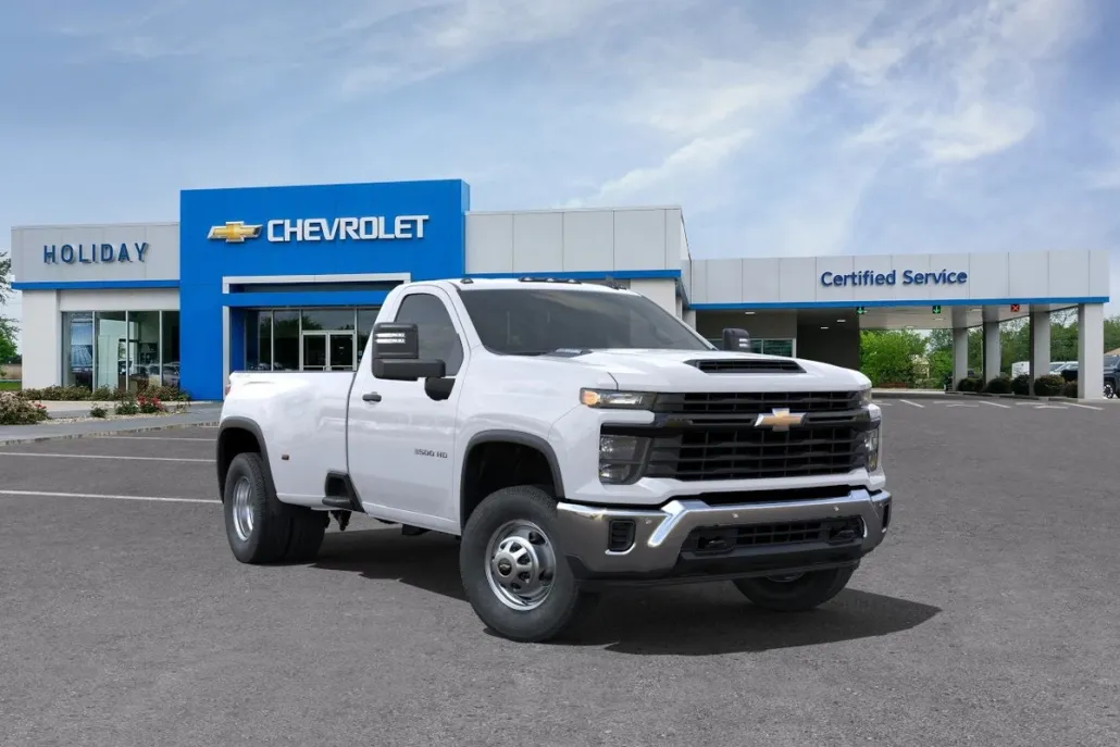 2025 Chevrolet Silverado 3500HD photo 1