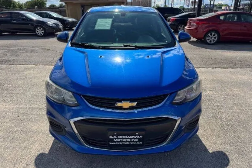 2017 Chevrolet Sonic LS photo 1