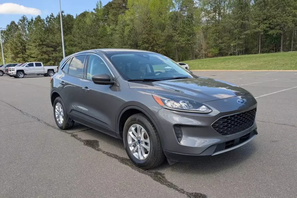 2022 Ford Escape SE photo 1