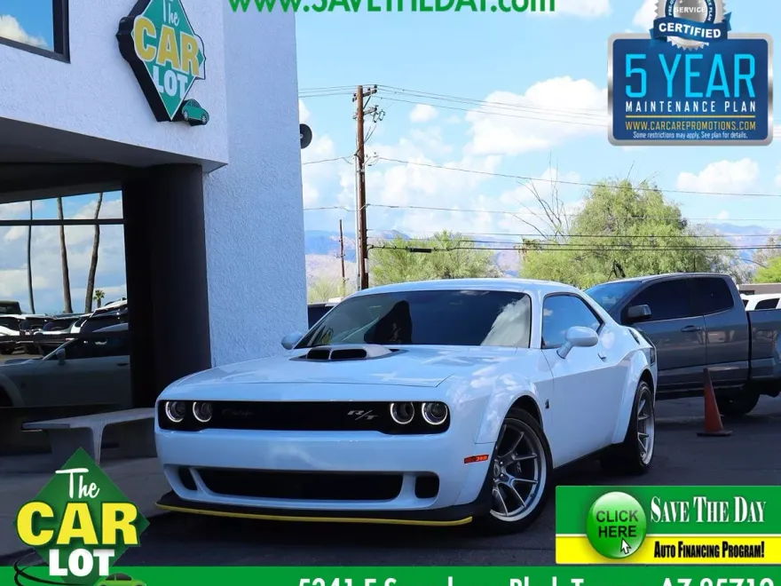 2023 Dodge Challenger R/T Scat Pack Widebody photo 1