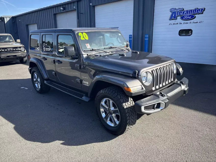 2020 Jeep Wrangler Unlimited Sahara photo 1
