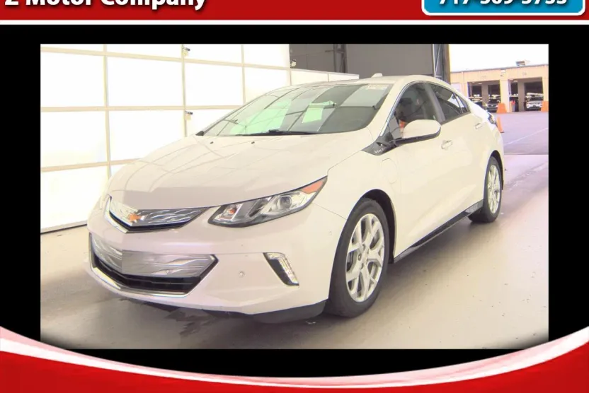 2018 Chevrolet Volt Premier photo 1